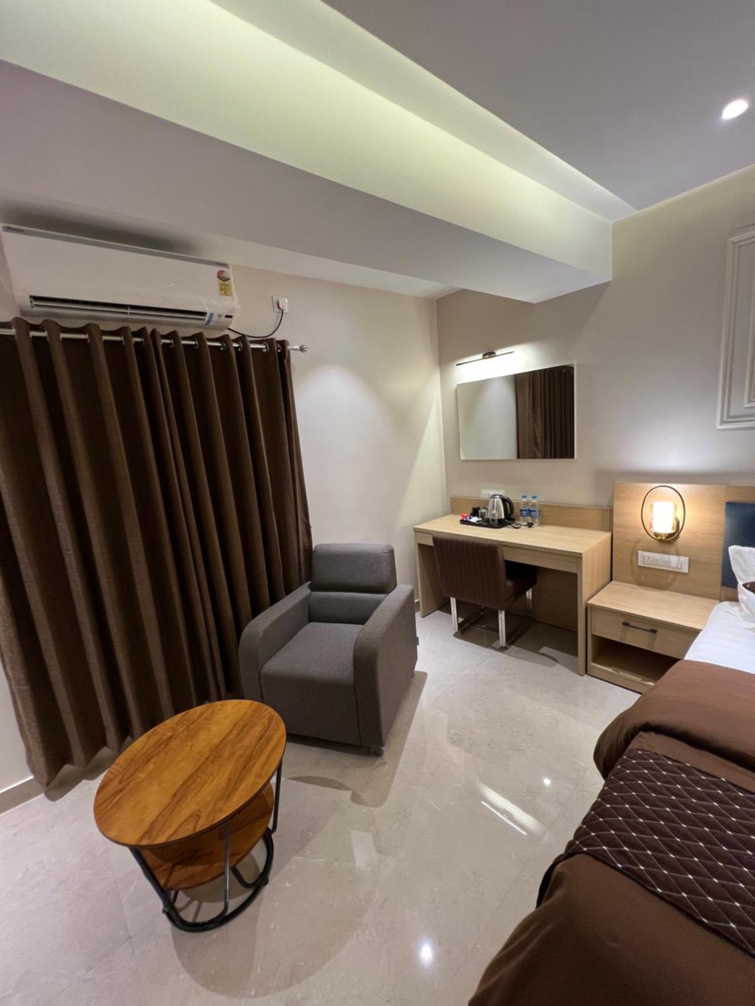 Hotel Sabera Siliguri Exterior photo
